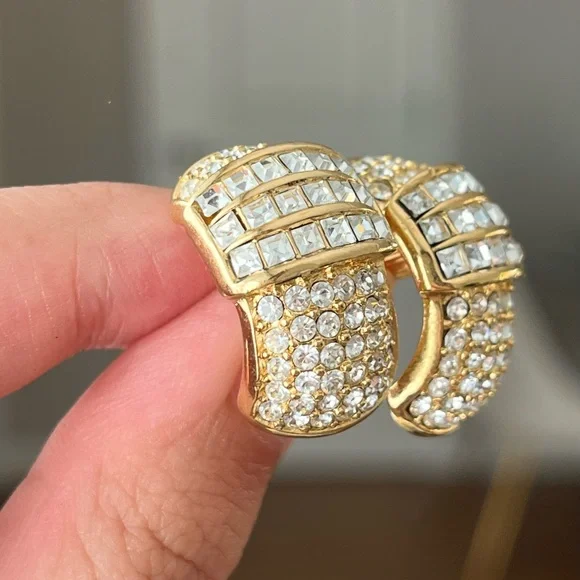 Vintage Christian Dior Rectangular Rhinestone Pavé Hoop 14k Gold Post Earrings - Picture 3 of 12